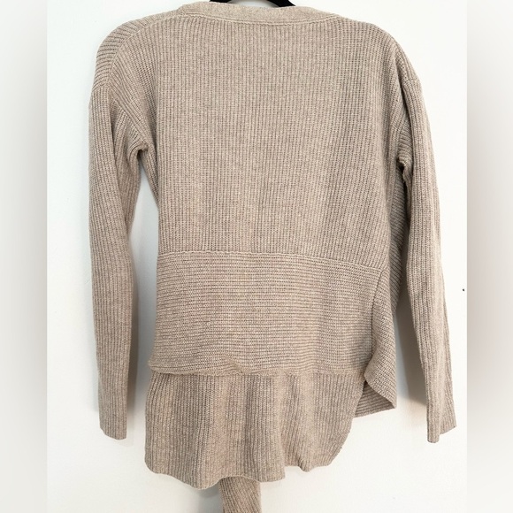 BROCHU WALKER GRAY CASHMERE LAYERED WRAP RUCHED SLEEVES SWEATER SIZE XS - Picture 3 of 5